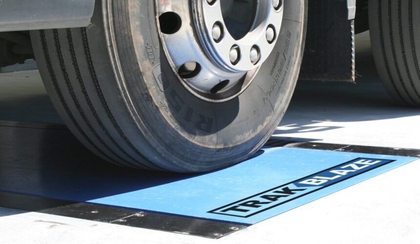 Product_Types_Truck_Scales_FORCE1-min-1-1-1536x869